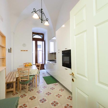 Casa Vacanza La Stradella Ostuni Bagian luar foto