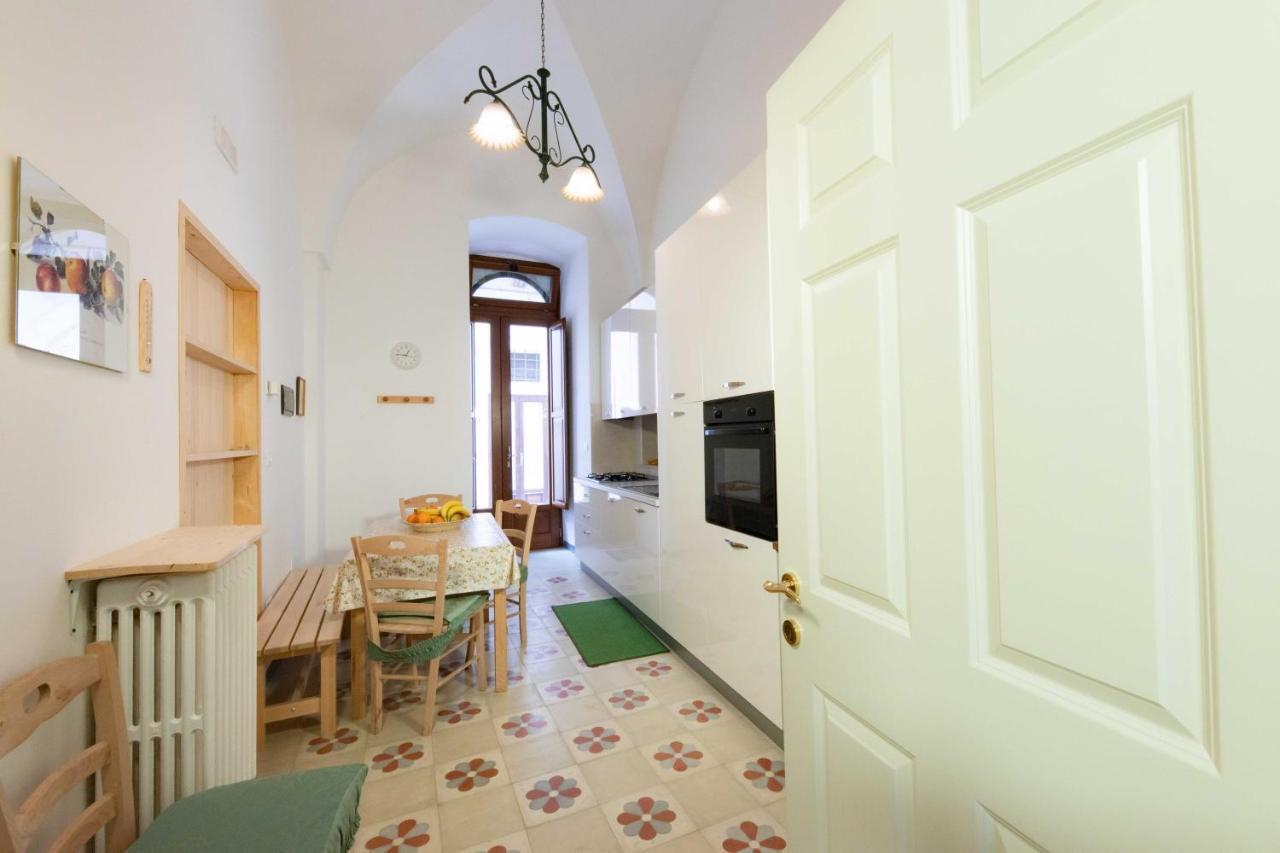 Casa Vacanza La Stradella Ostuni Bagian luar foto