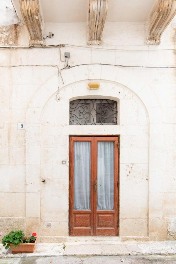 Casa Vacanza La Stradella Ostuni Bagian luar foto
